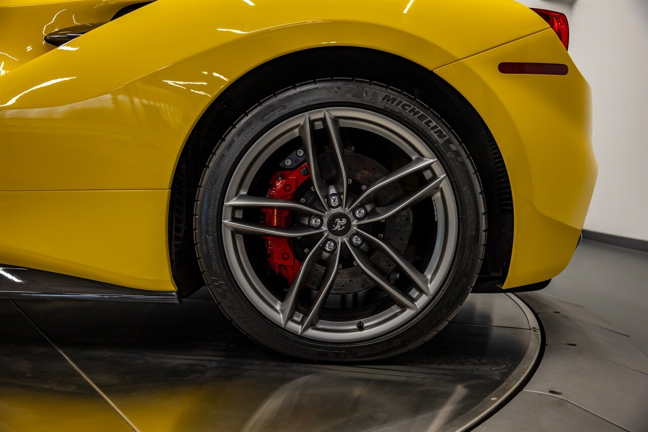 2016 Ferrari 488 GTB   - Photo 24 - Springfield, MO 65802