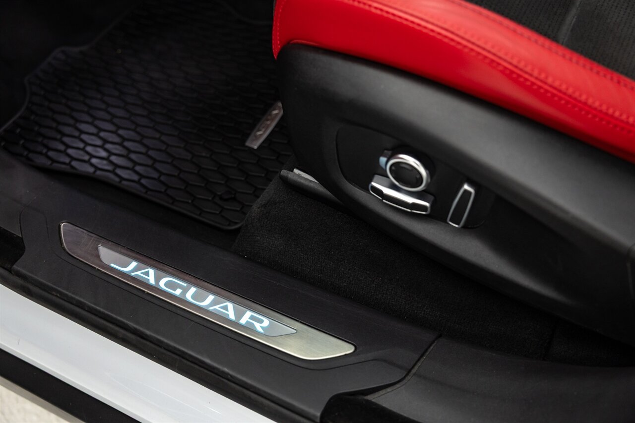 2021 Jaguar F-PACE SVR   - Photo 36 - Springfield, MO 65802