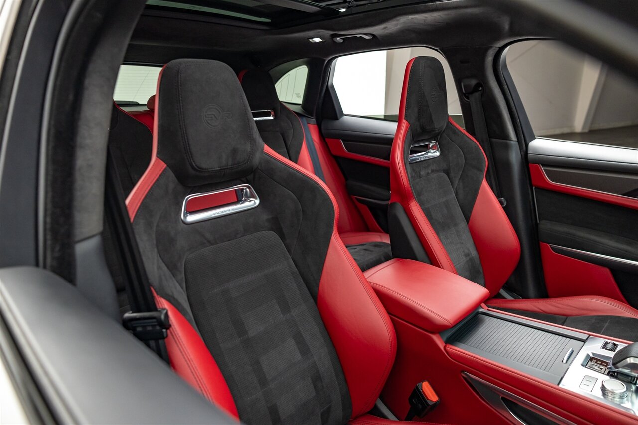 2021 Jaguar F-PACE SVR   - Photo 25 - Springfield, MO 65802