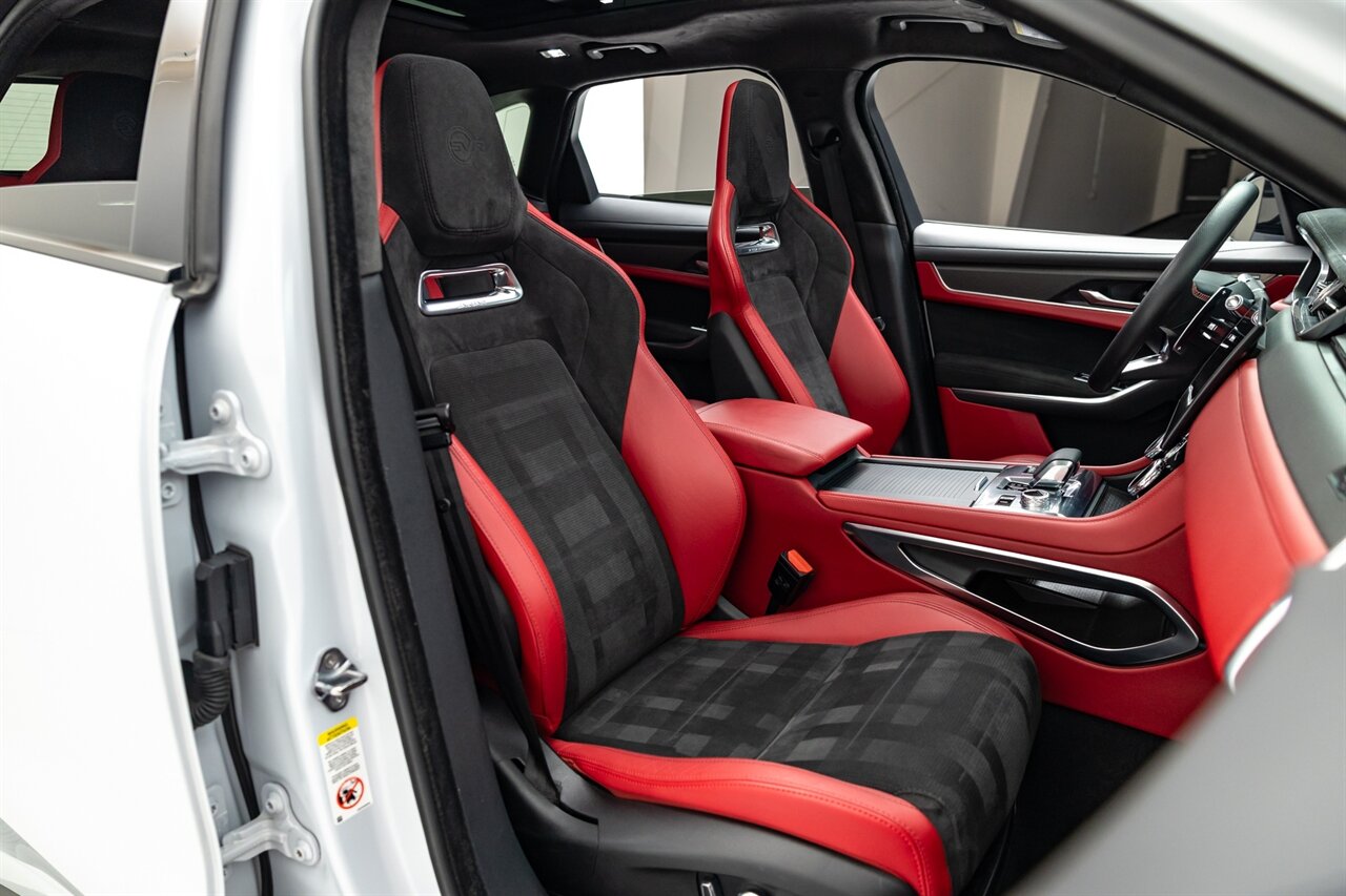 2021 Jaguar F-PACE SVR   - Photo 26 - Springfield, MO 65802