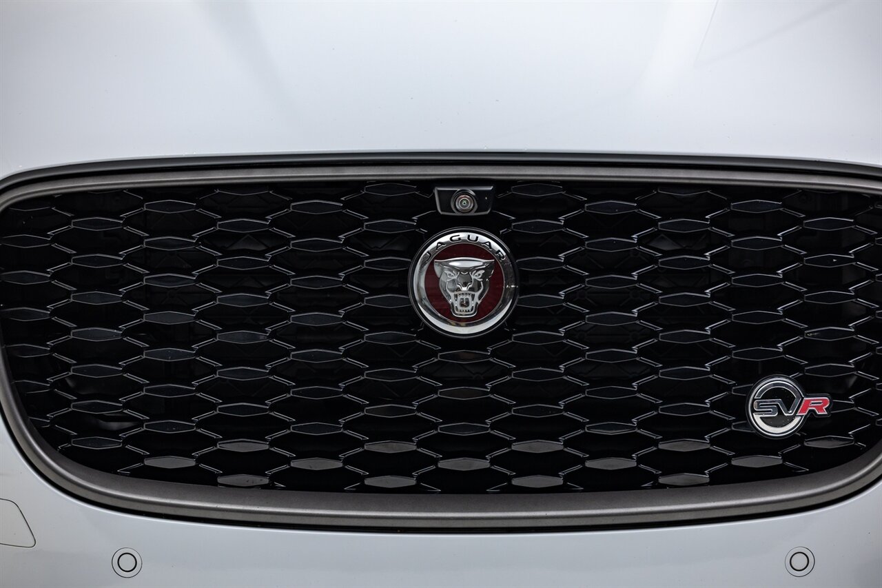 2021 Jaguar F-PACE SVR   - Photo 7 - Springfield, MO 65802