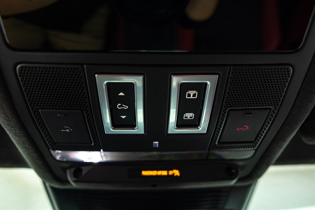 2021 Jaguar F-PACE SVR   - Photo 60 - Springfield, MO 65802