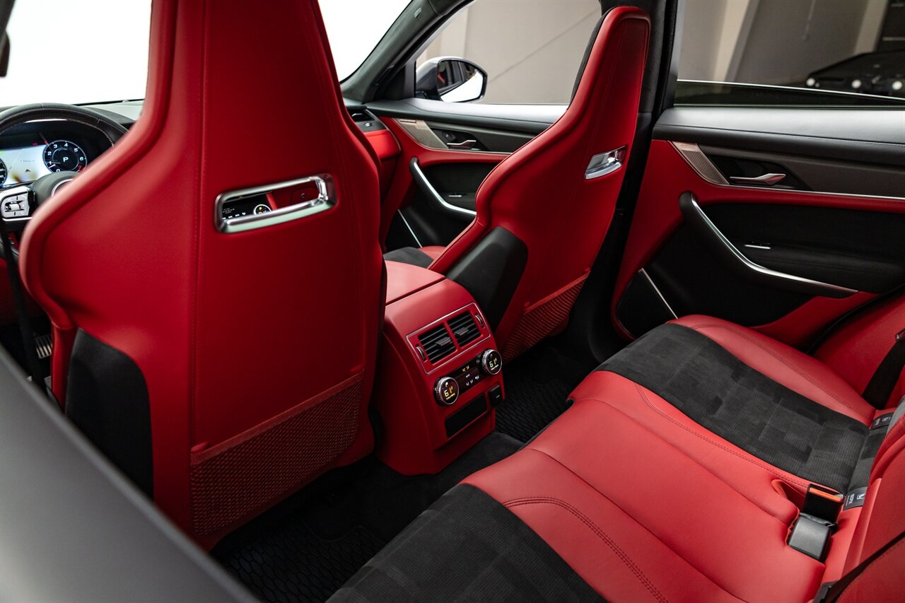 2021 Jaguar F-PACE SVR   - Photo 38 - Springfield, MO 65802