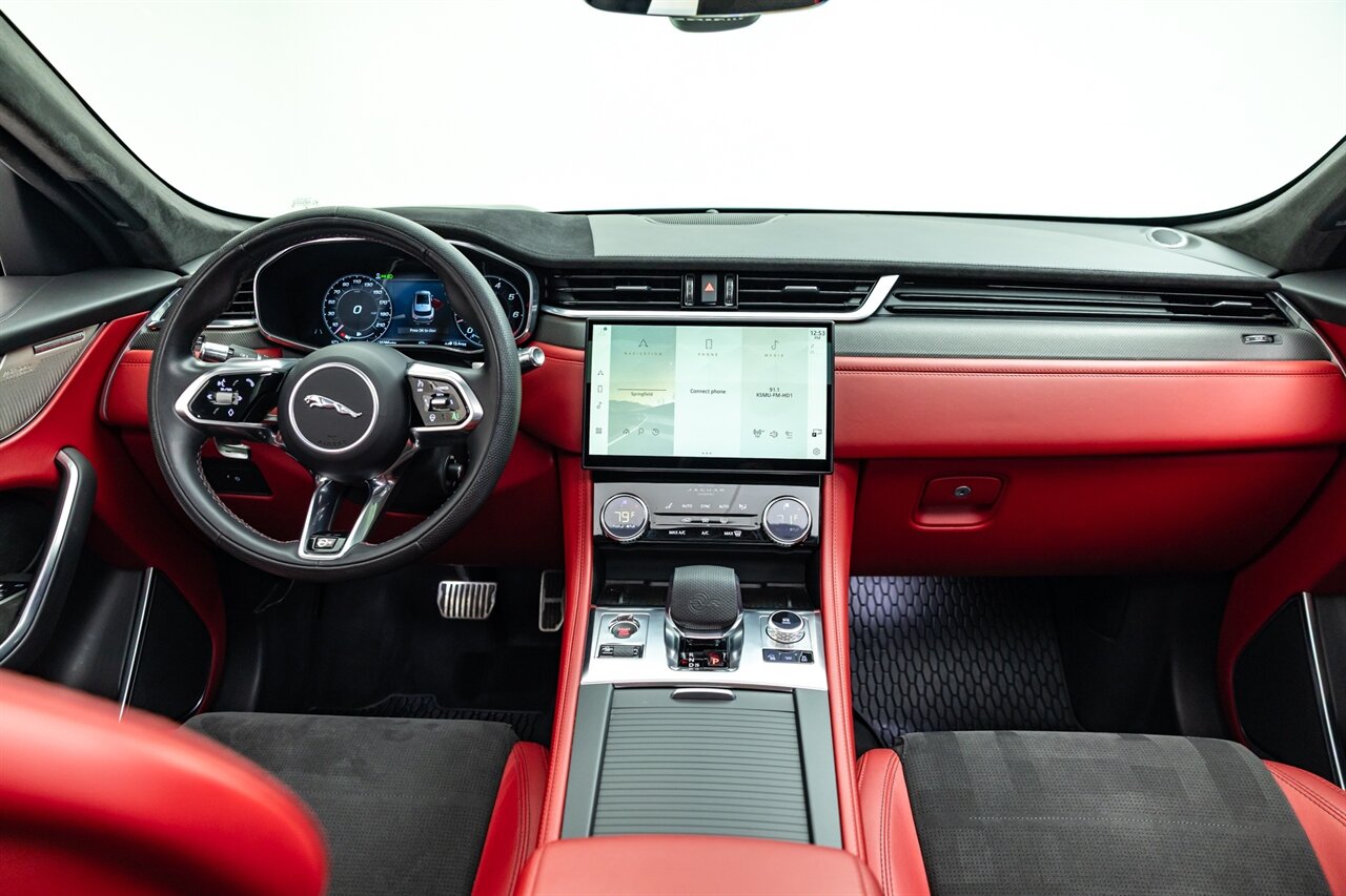 2021 Jaguar F-PACE SVR   - Photo 54 - Springfield, MO 65802