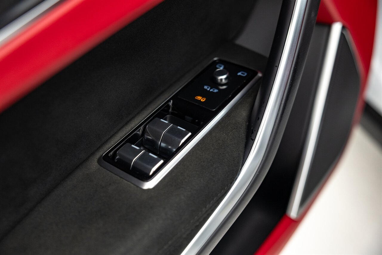 2021 Jaguar F-PACE SVR   - Photo 35 - Springfield, MO 65802