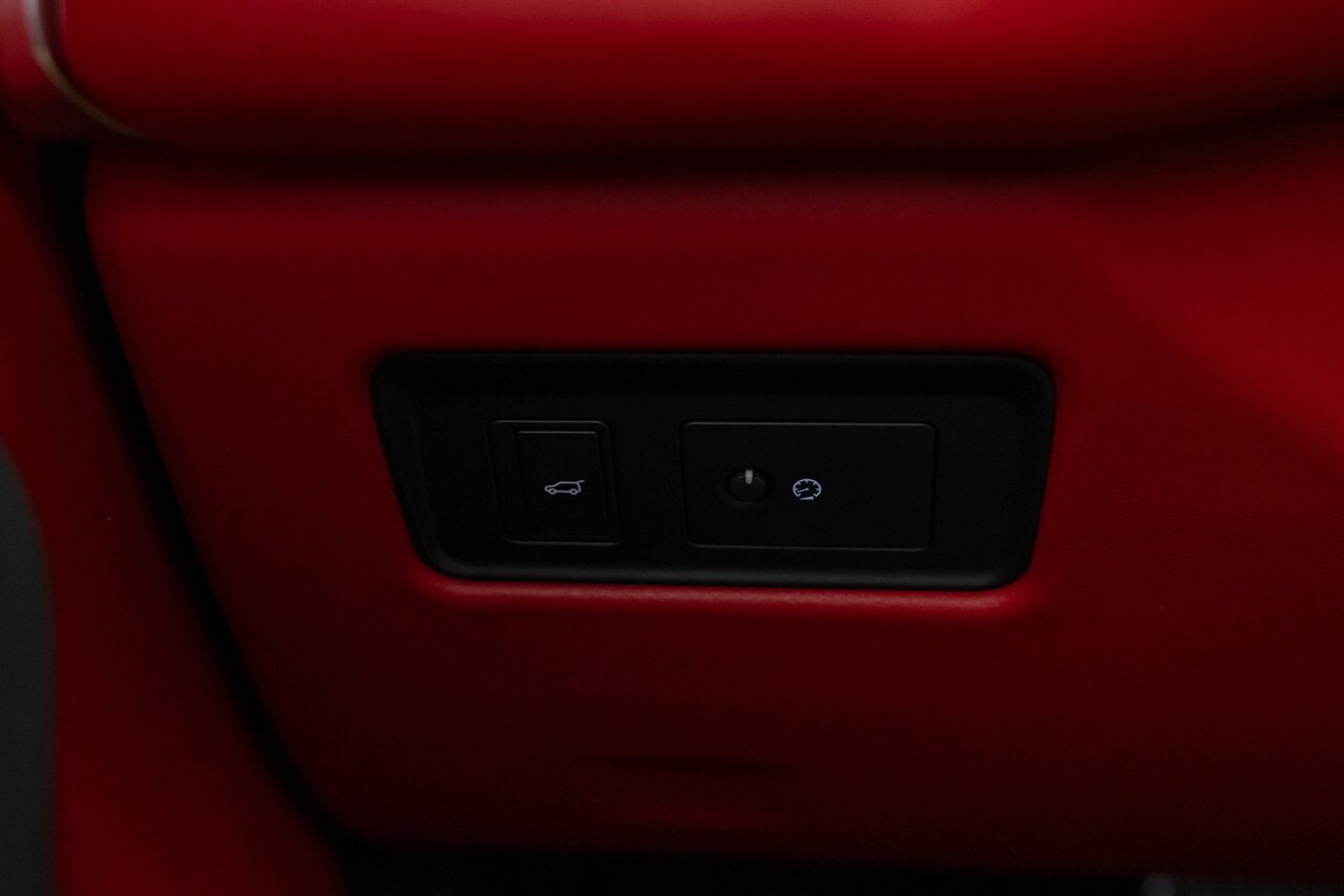 2021 Jaguar F-PACE SVR   - Photo 61 - Springfield, MO 65802