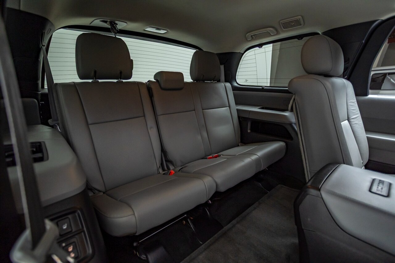 2016 Toyota Sequoia Platinum   - Photo 30 - Springfield, MO 65802