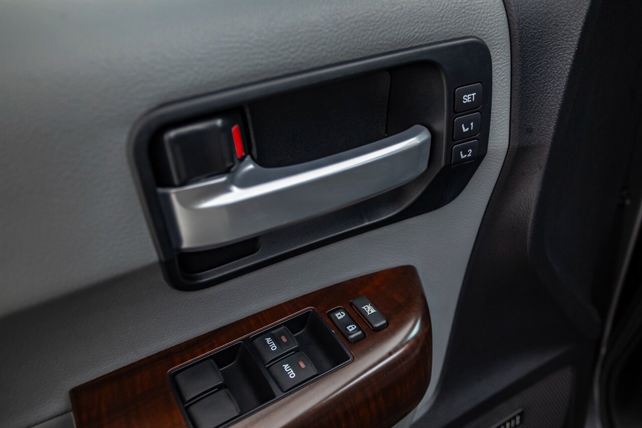 2016 Toyota Sequoia Platinum   - Photo 52 - Springfield, MO 65802