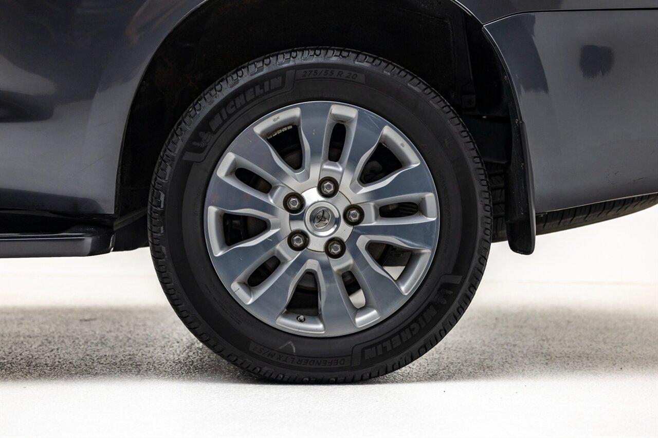 2016 Toyota Sequoia Platinum   - Photo 14 - Springfield, MO 65802