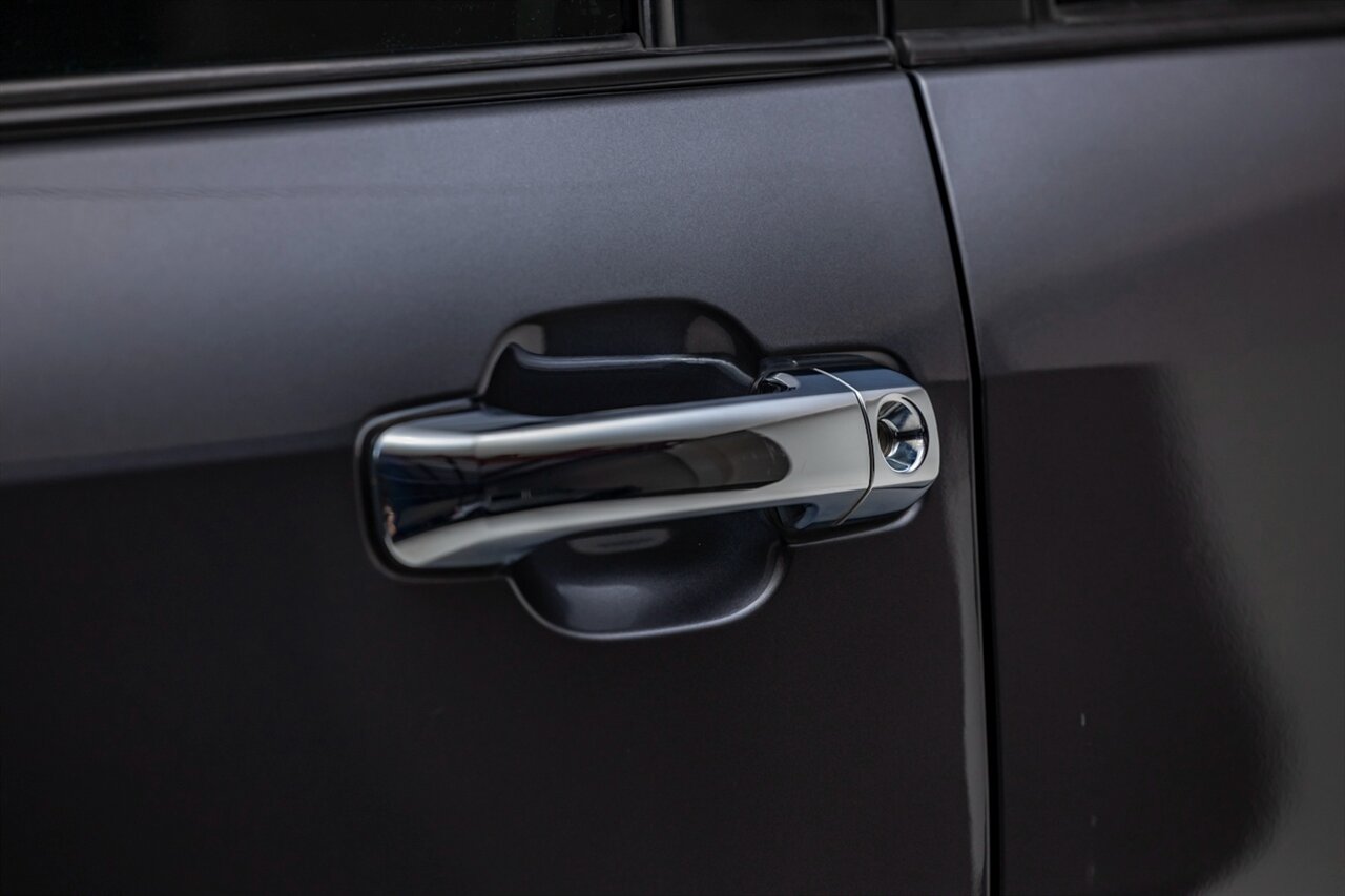 2016 Toyota Sequoia Platinum   - Photo 11 - Springfield, MO 65802