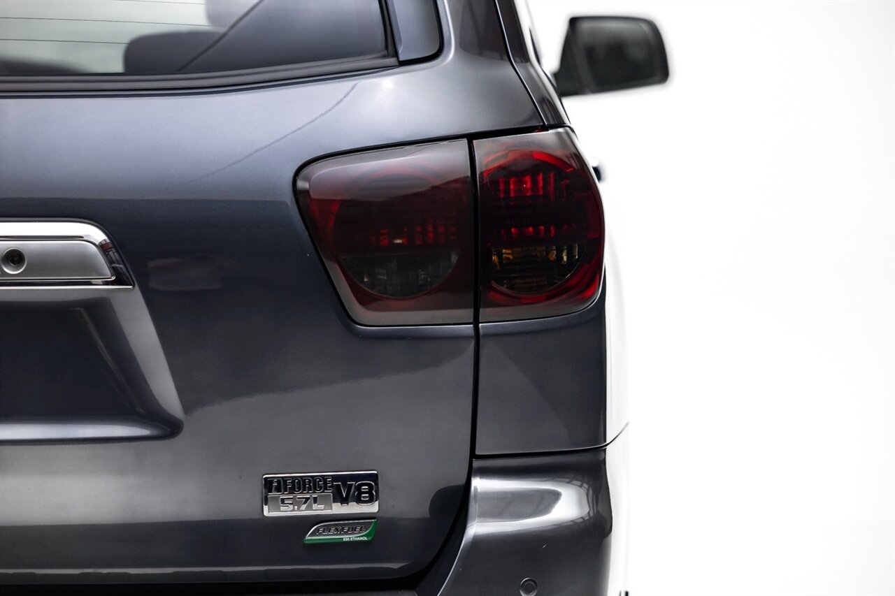 2016 Toyota Sequoia Platinum   - Photo 20 - Springfield, MO 65802