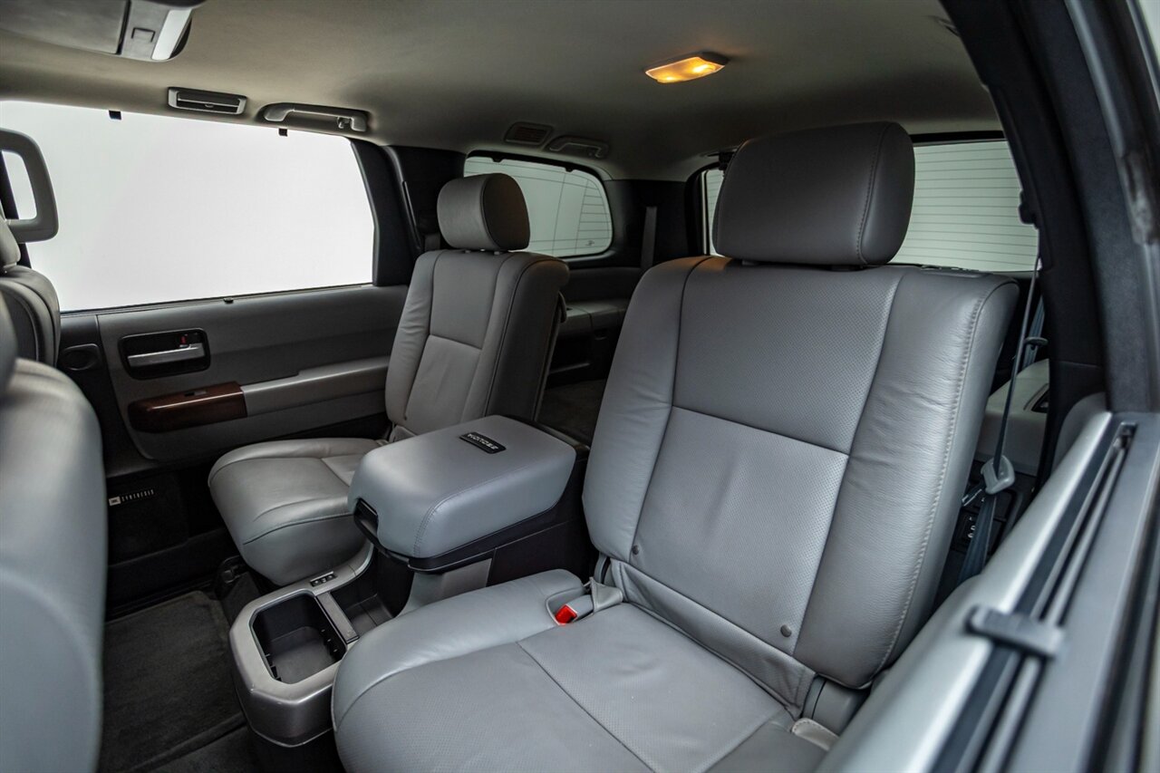 2016 Toyota Sequoia Platinum   - Photo 22 - Springfield, MO 65802