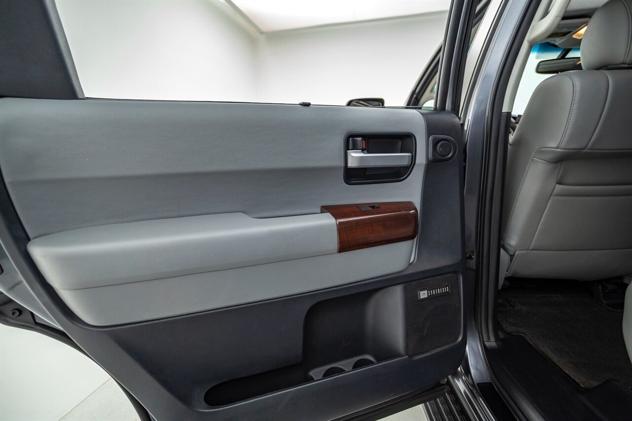 2016 Toyota Sequoia Platinum   - Photo 57 - Springfield, MO 65802