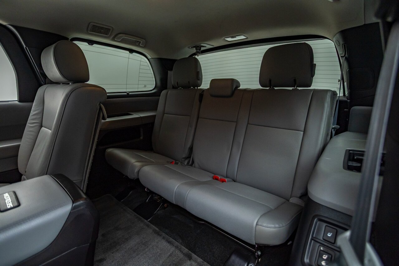 2016 Toyota Sequoia Platinum   - Photo 25 - Springfield, MO 65802