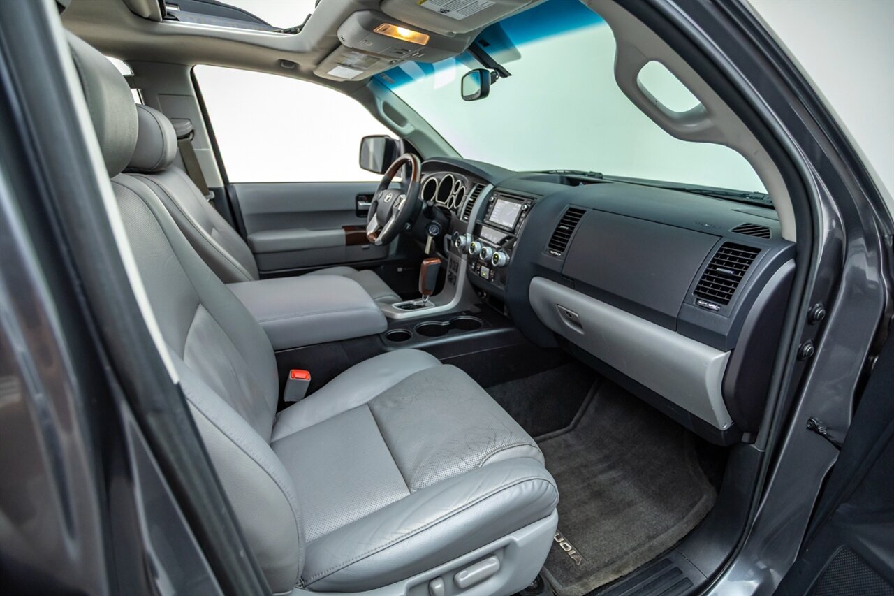 2016 Toyota Sequoia Platinum   - Photo 35 - Springfield, MO 65802