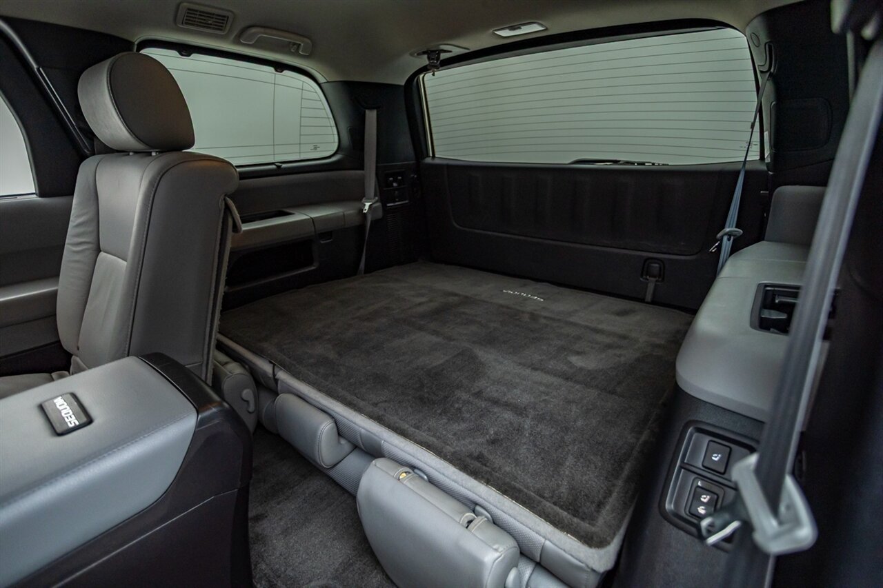 2016 Toyota Sequoia Platinum   - Photo 24 - Springfield, MO 65802