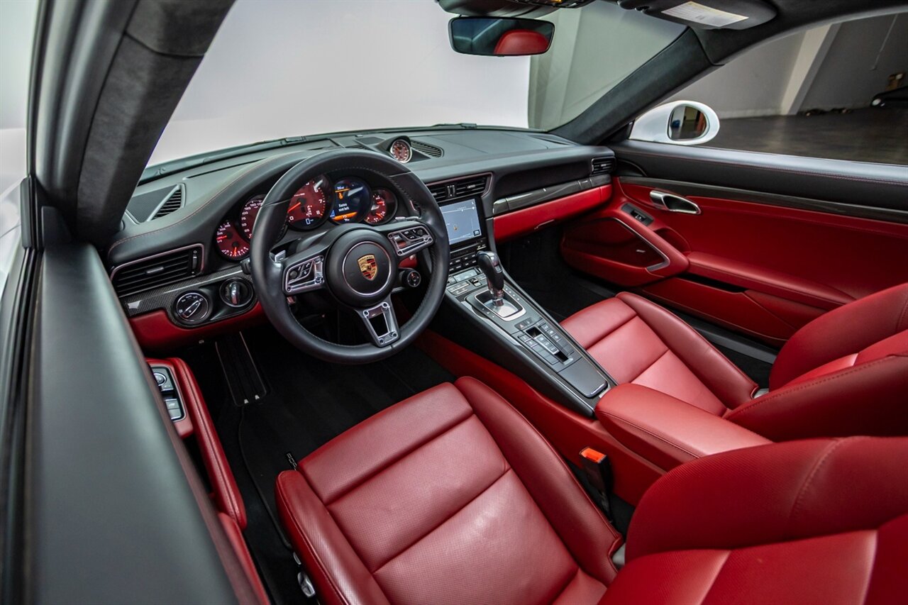 2017 Porsche 911 Carrera 4S - Photo 33 - Springfield, MO 65802