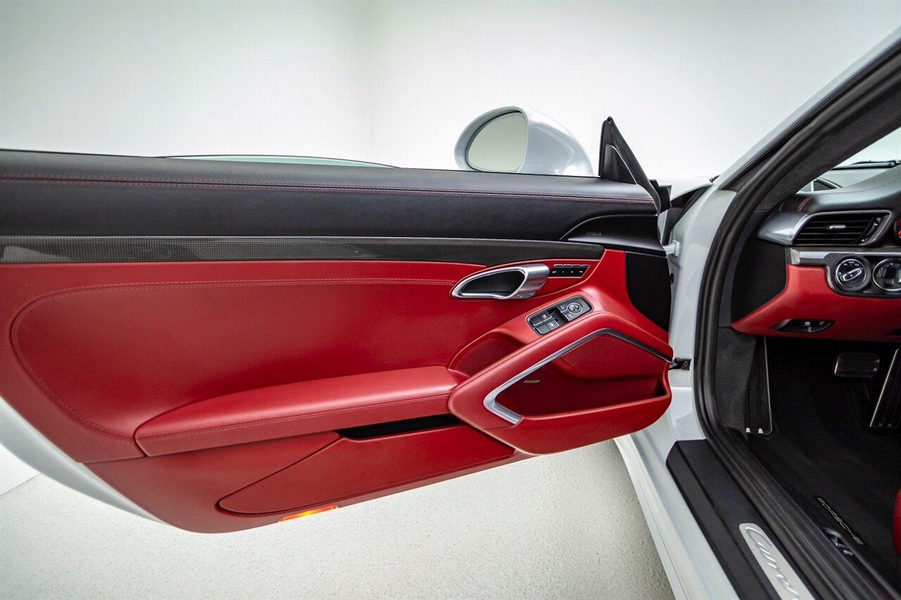 2017 Porsche 911 Carrera 4S - Photo 37 - Springfield, MO 65802