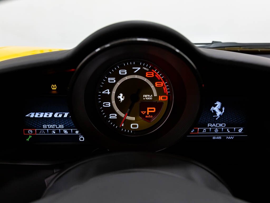 2016 Ferrari 488 GTB   - Photo 9 - Springfield, MO 65802