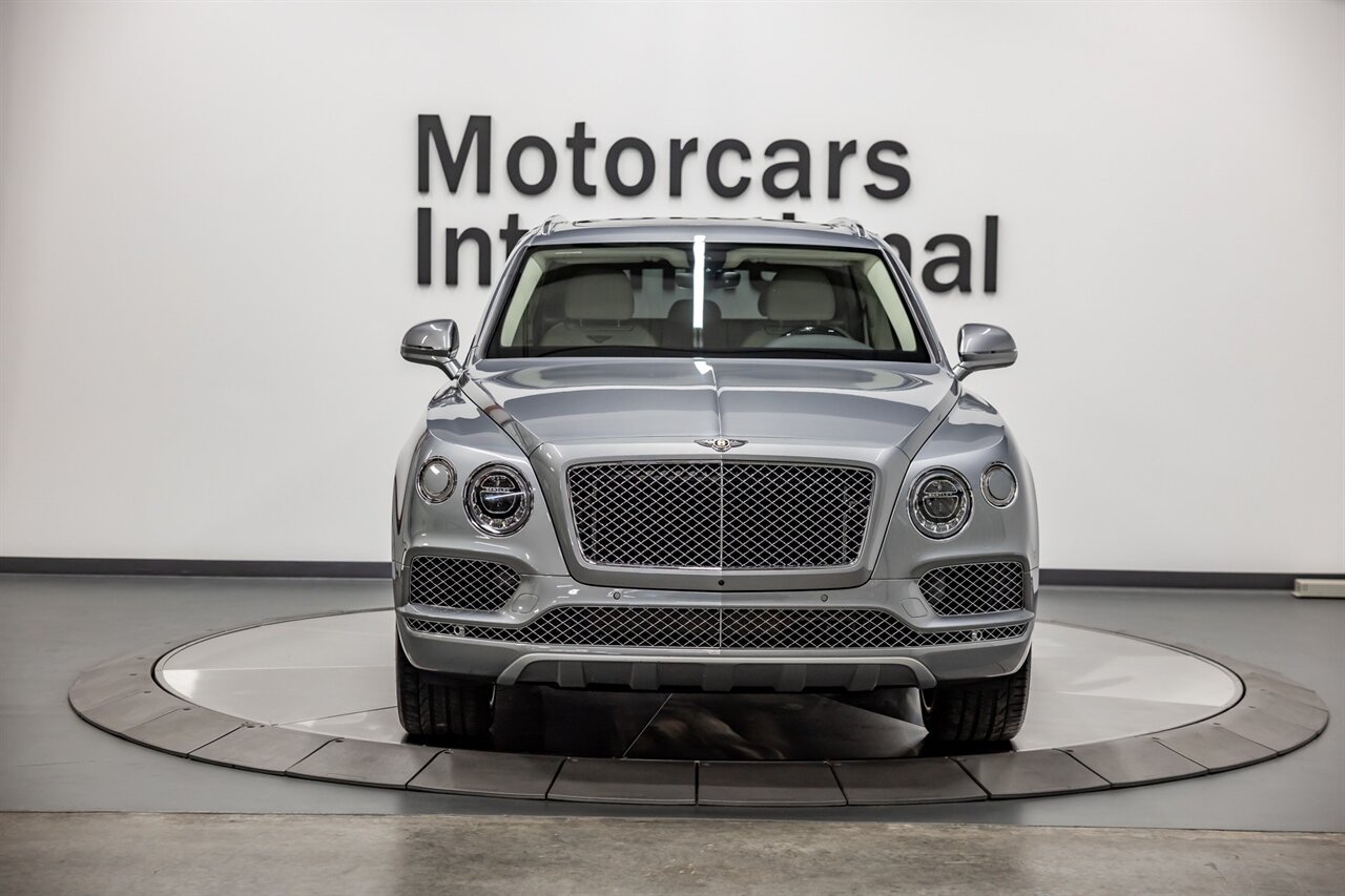 2019 Bentley Bentayga V8   - Photo 9 - Springfield, MO 65802