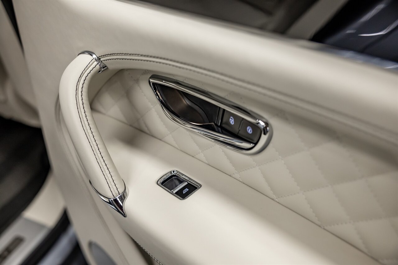 2019 Bentley Bentayga V8   - Photo 51 - Springfield, MO 65802