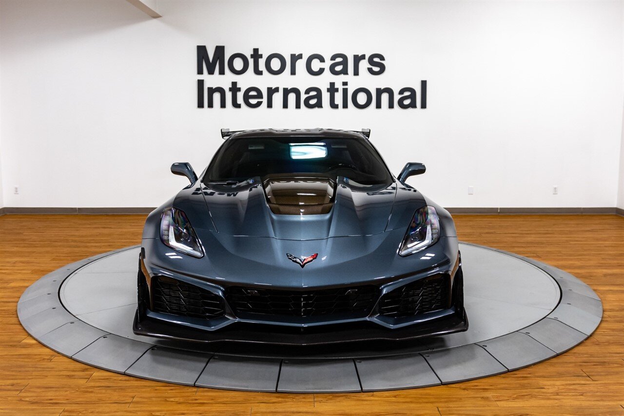 2019 Chevrolet Corvette ZR1 3ZR  w/ Track Pack - Photo 10 - Springfield, MO 65802