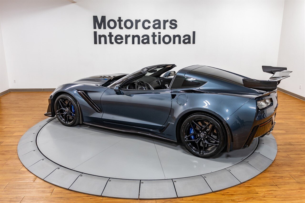 2019 Chevrolet Corvette ZR1 3ZR  w/ Track Pack - Photo 35 - Springfield, MO 65802