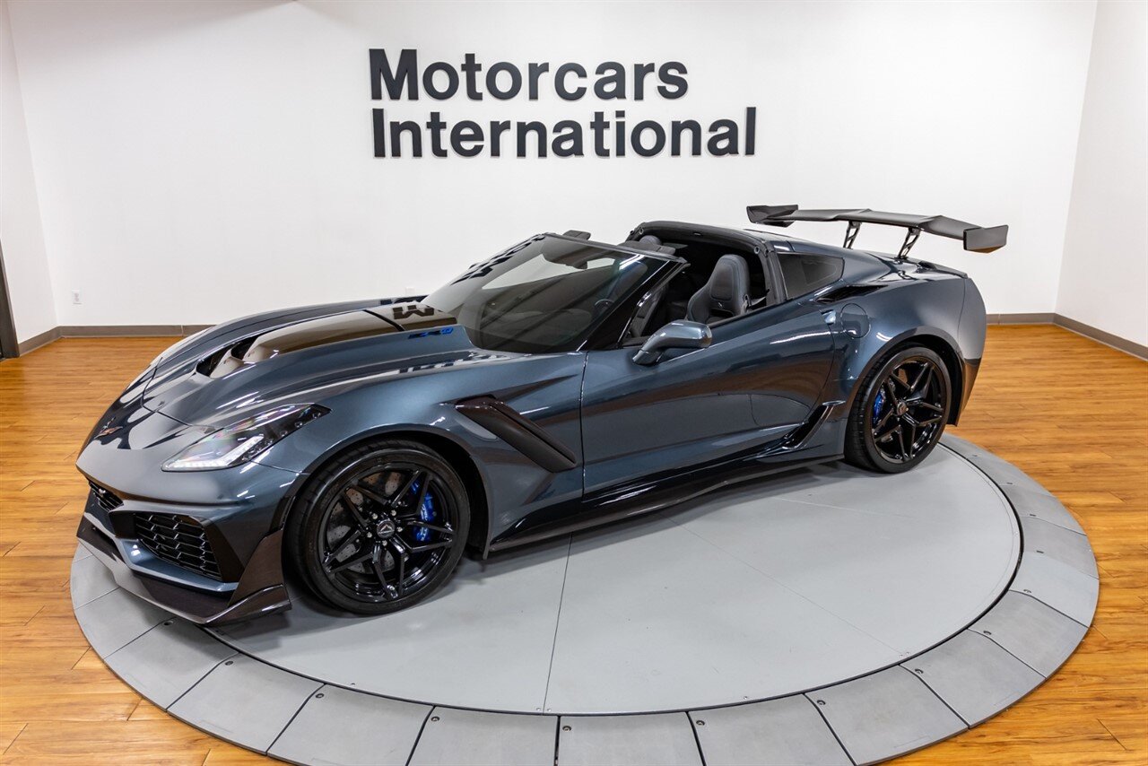 2019 Chevrolet Corvette ZR1 3ZR  w/ Track Pack - Photo 33 - Springfield, MO 65802