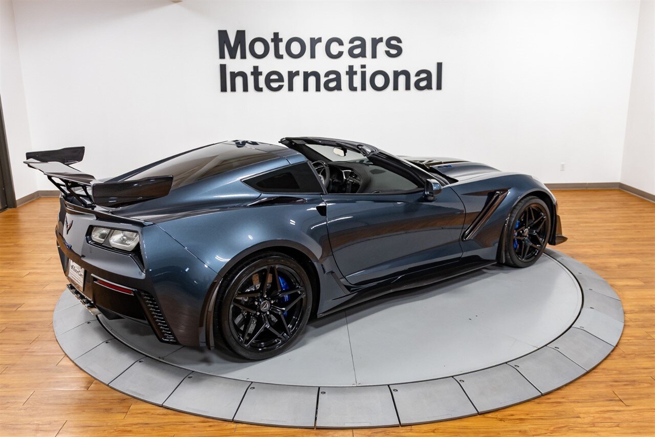 2019 Chevrolet Corvette ZR1 3ZR  w/ Track Pack - Photo 37 - Springfield, MO 65802