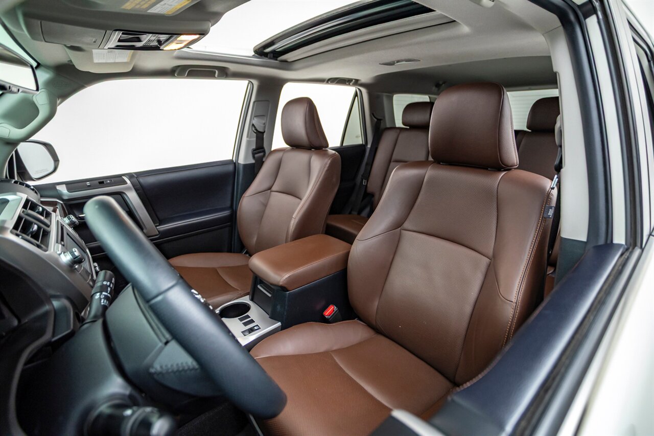 2019 Toyota 4Runner Limited - Photo 2 - Springfield, MO 65802