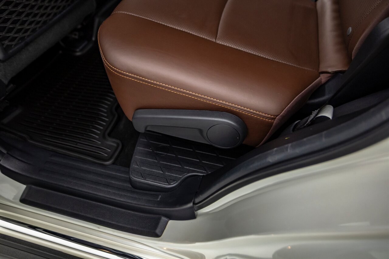 2019 Toyota 4Runner Limited - Photo 43 - Springfield, MO 65802