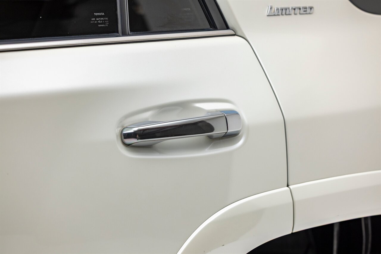 2019 Toyota 4Runner Limited - Photo 13 - Springfield, MO 65802