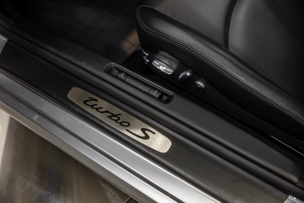 2012 Porsche 911 Turbo S   - Photo 37 - Springfield, MO 65802