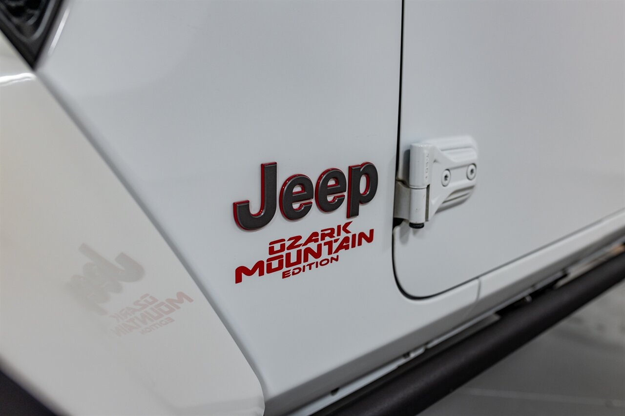 2020 Jeep Wrangler Unlimited Rubicon   - Photo 18 - Springfield, MO 65802