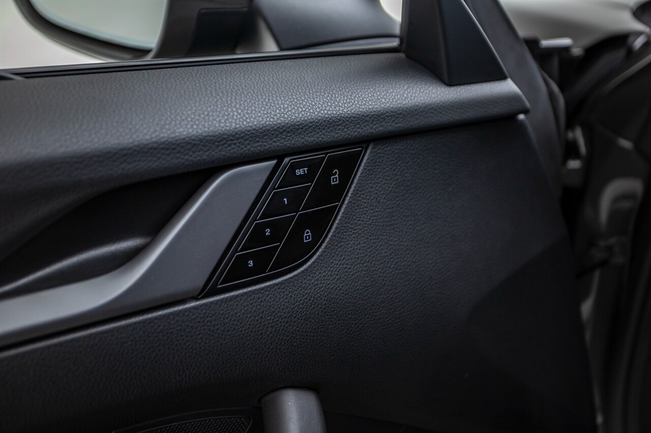 2021 Porsche 911 Carrera - Photo 42 - Springfield, MO 65802