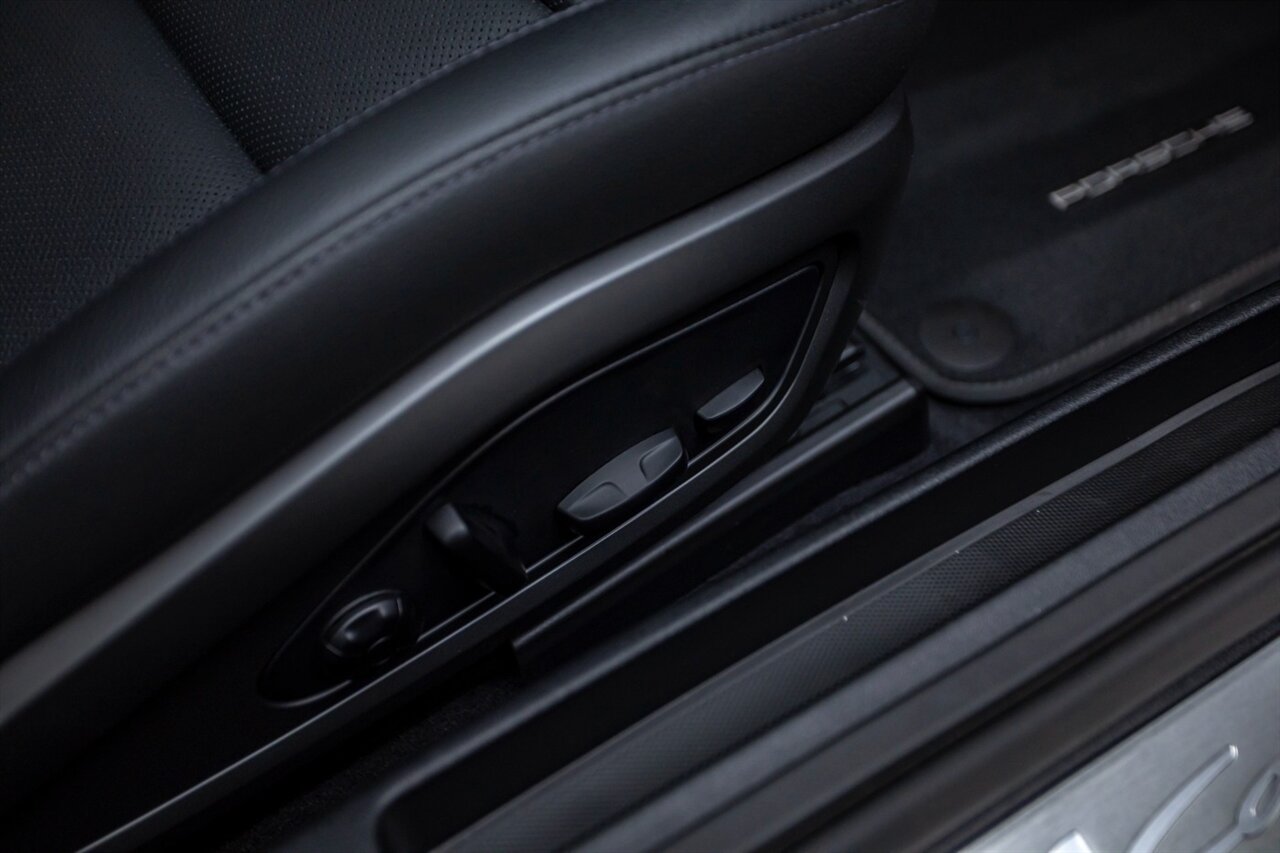 2021 Porsche 911 Carrera - Photo 37 - Springfield, MO 65802