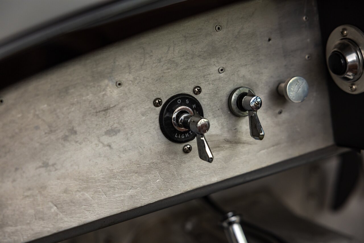 1953 Jaguar C-Type - Photo 64 - Springfield, MO 65802