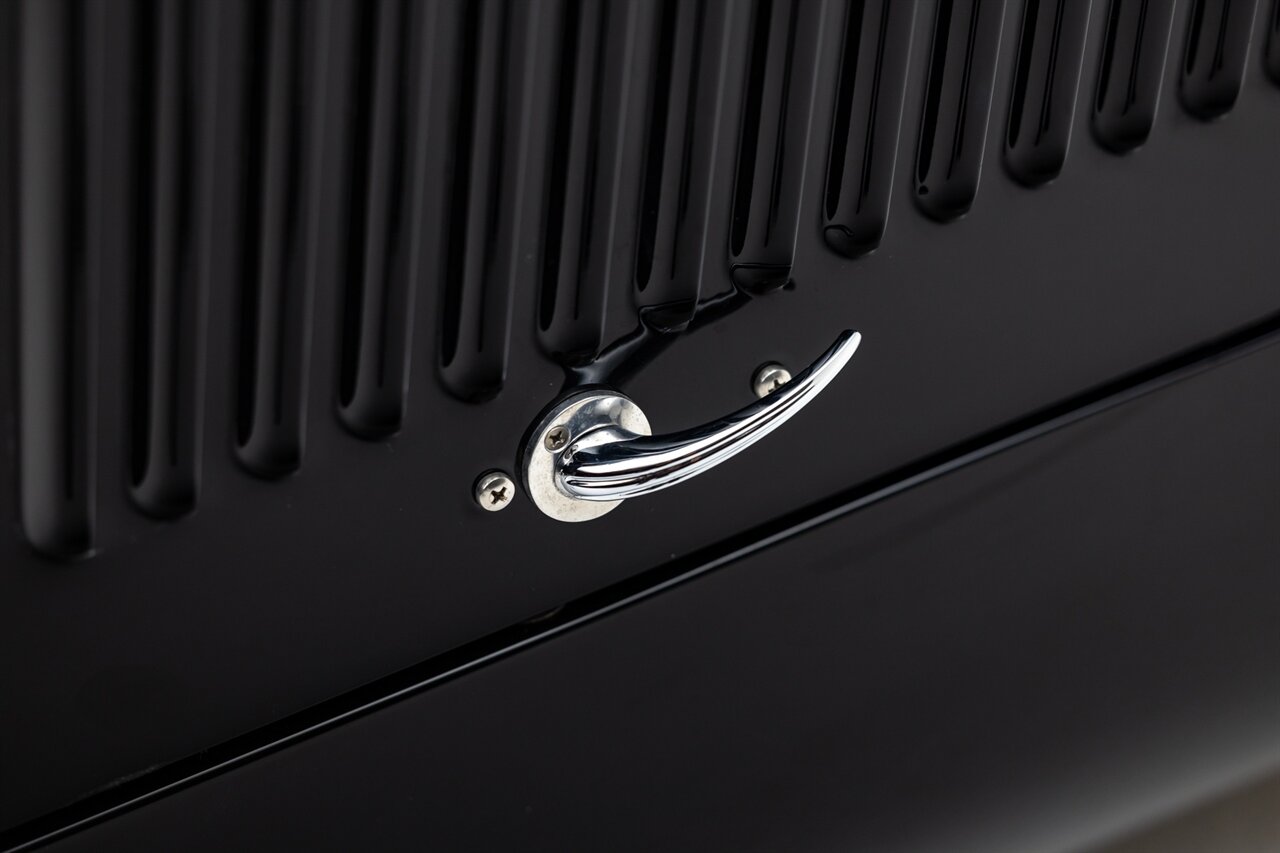 1953 Jaguar C-Type - Photo 32 - Springfield, MO 65802