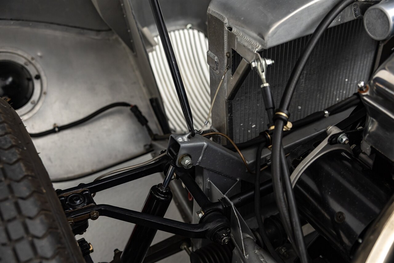 1953 Jaguar C-Type - Photo 108 - Springfield, MO 65802