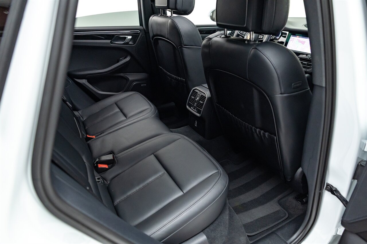 2024 Porsche Macan   - Photo 46 - Springfield, MO 65802