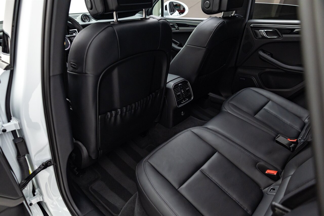 2024 Porsche Macan   - Photo 35 - Springfield, MO 65802