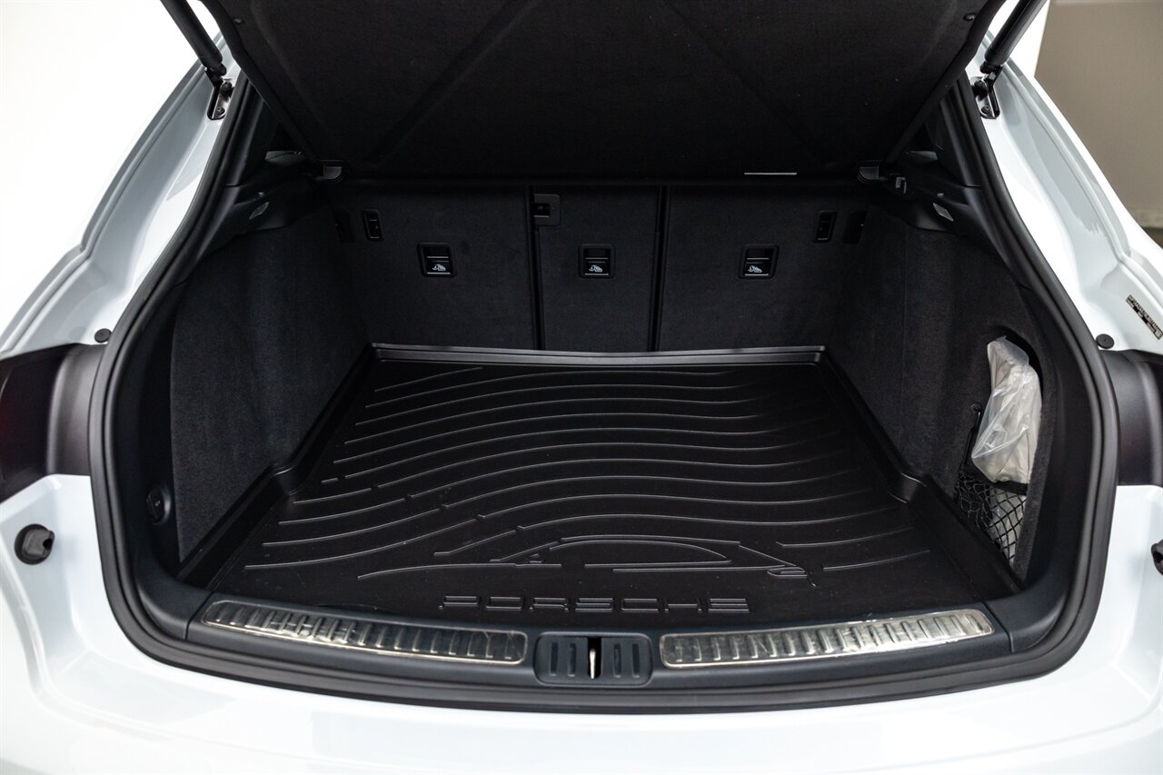 2024 Porsche Macan   - Photo 57 - Springfield, MO 65802
