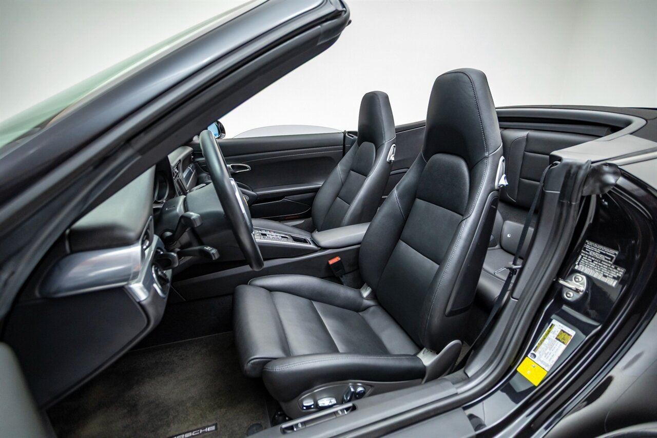 2013 Porsche 911 Carrera 4S   - Photo 28 - Springfield, MO 65802