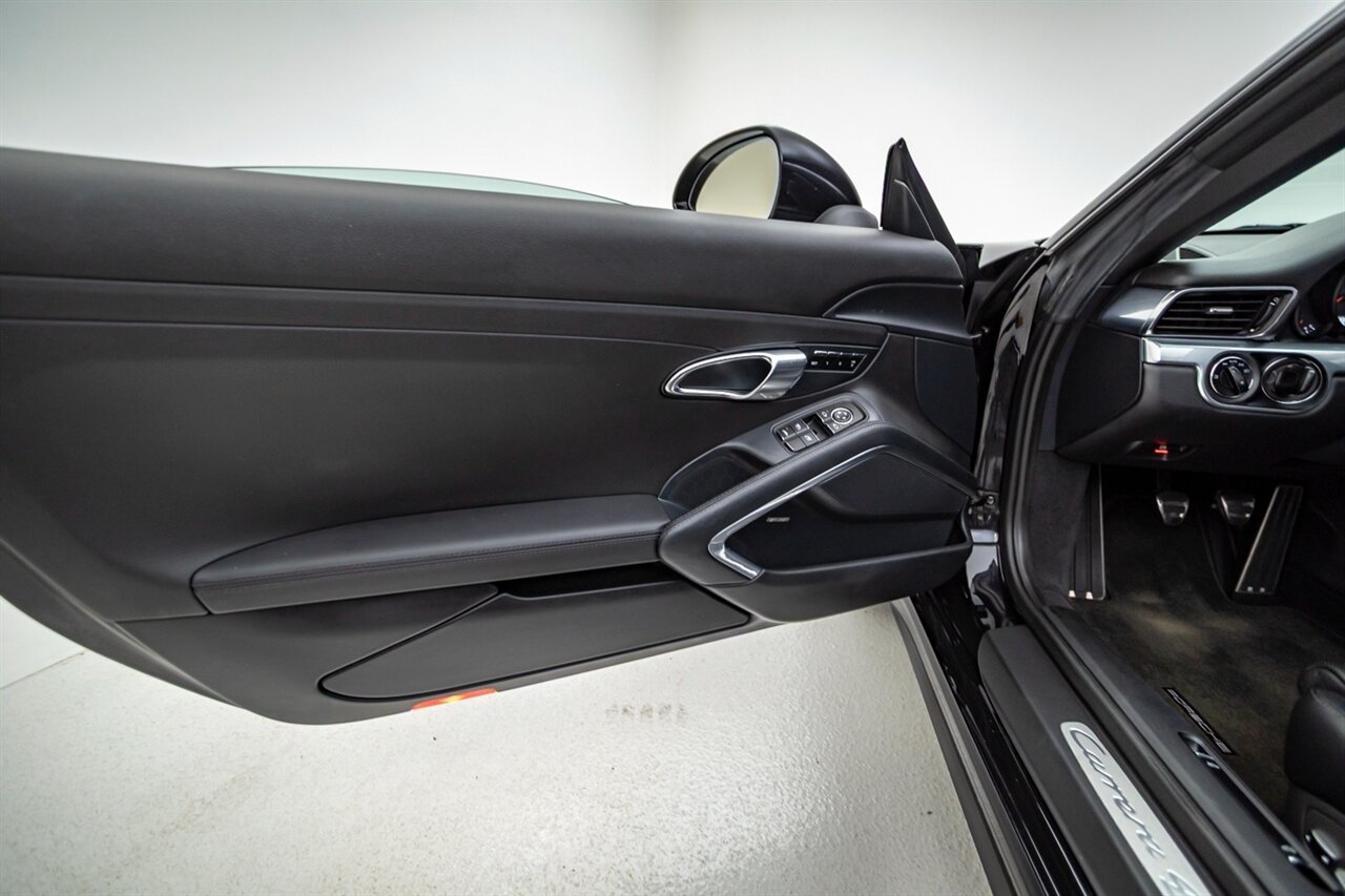 2013 Porsche 911 Carrera 4S   - Photo 42 - Springfield, MO 65802