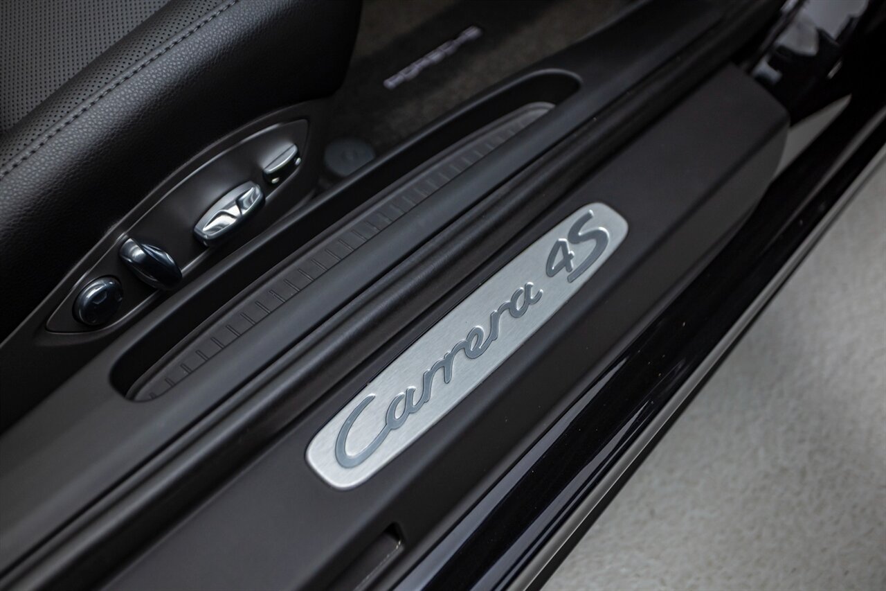 2013 Porsche 911 Carrera 4S   - Photo 37 - Springfield, MO 65802