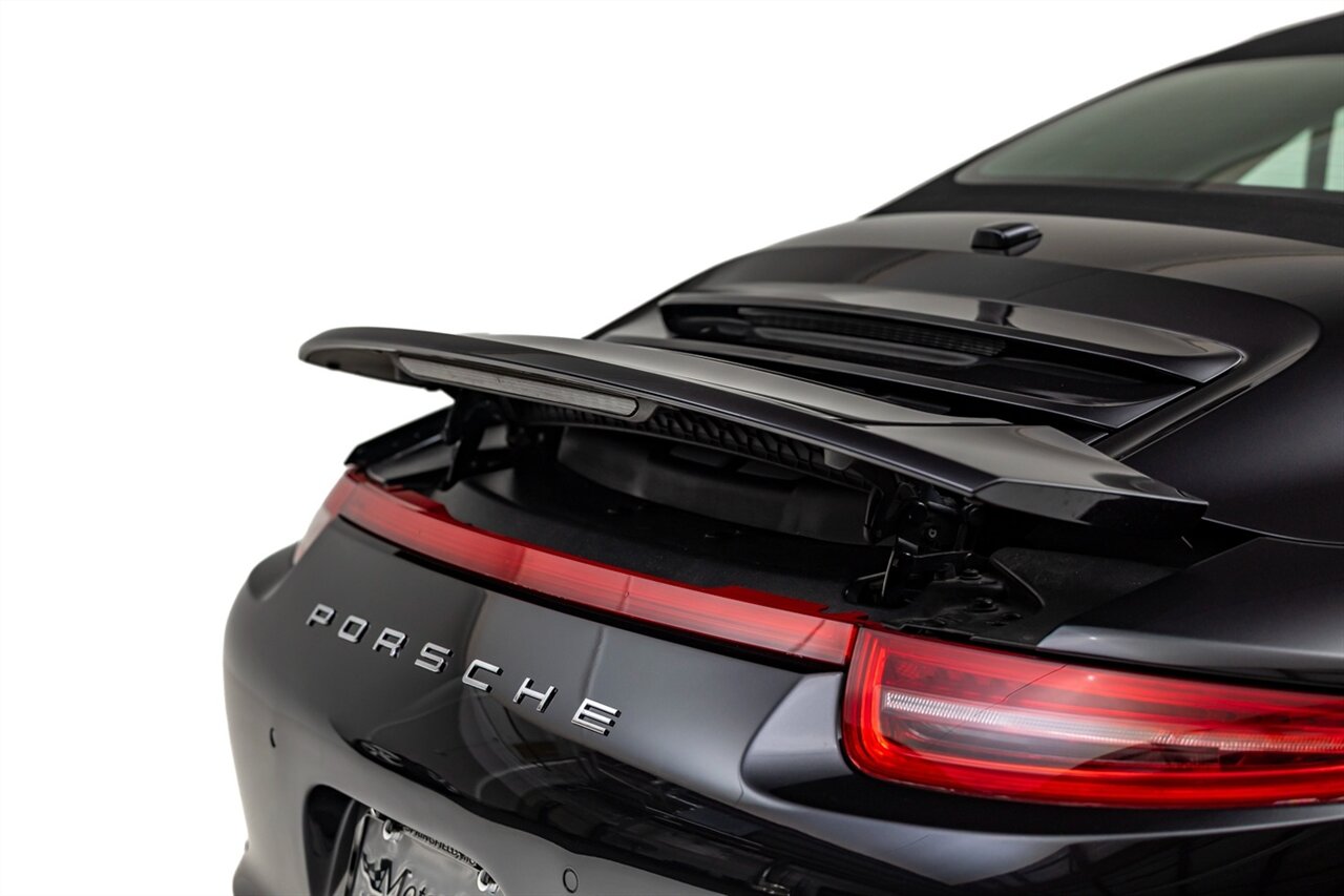 2013 Porsche 911 Carrera 4S   - Photo 27 - Springfield, MO 65802