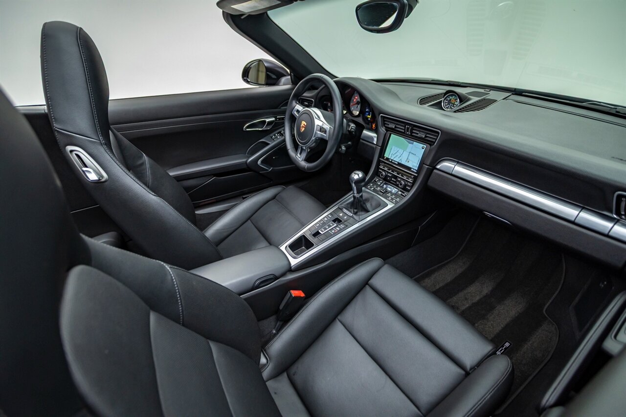 2013 Porsche 911 Carrera 4S   - Photo 33 - Springfield, MO 65802