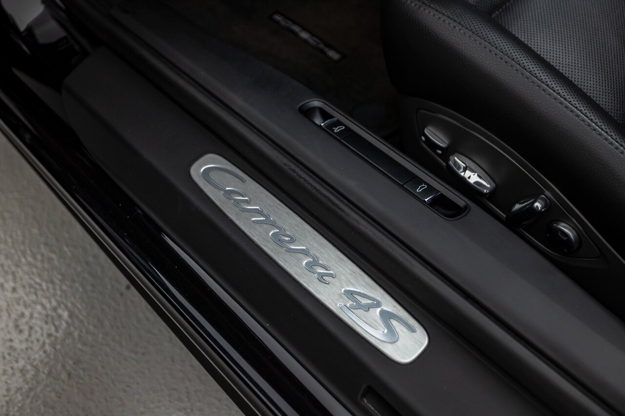 2013 Porsche 911 Carrera 4S   - Photo 44 - Springfield, MO 65802