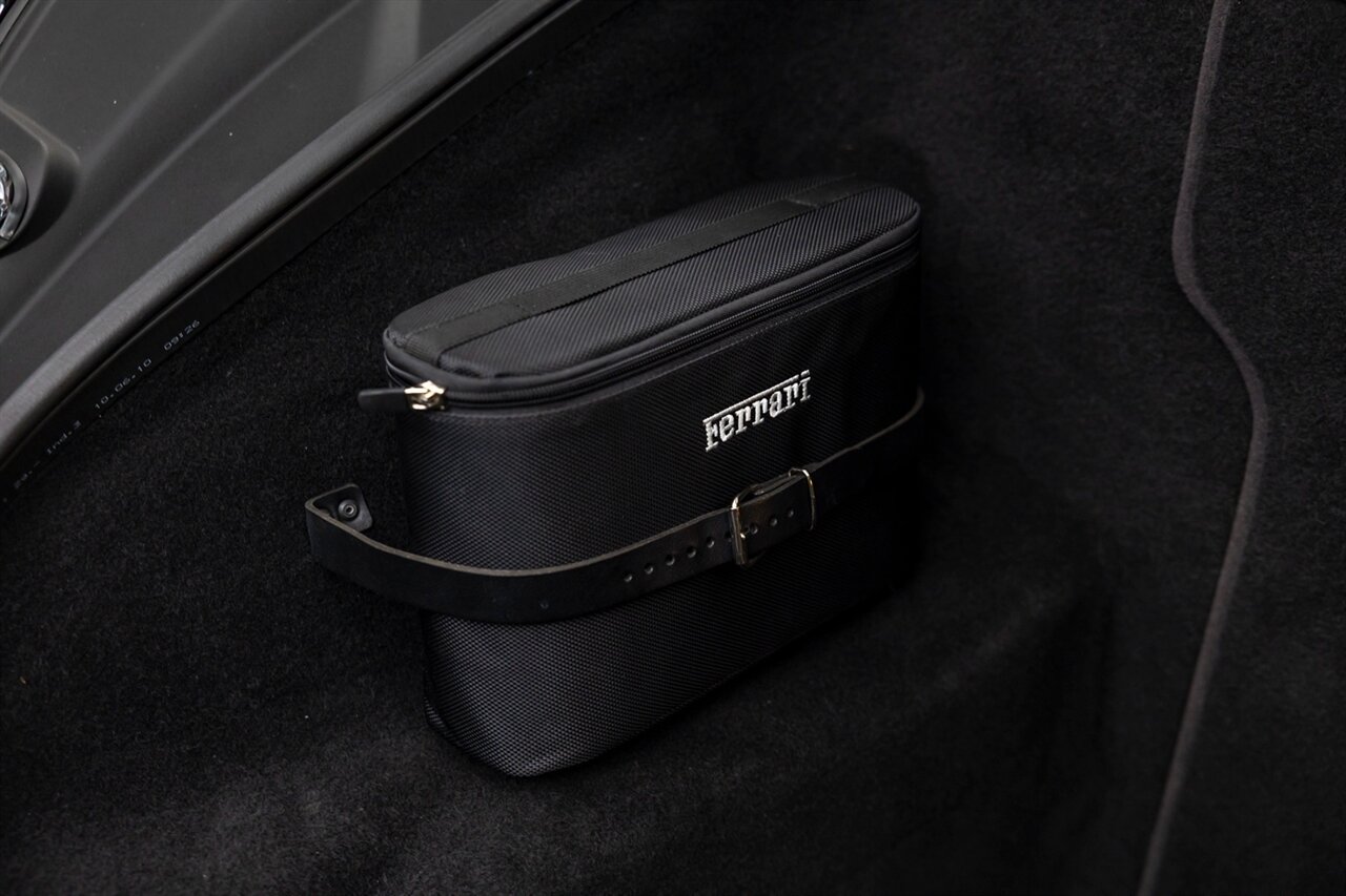 2010 Ferrari 458 Italia Coupe RWD   - Photo 61 - Springfield, MO 65802