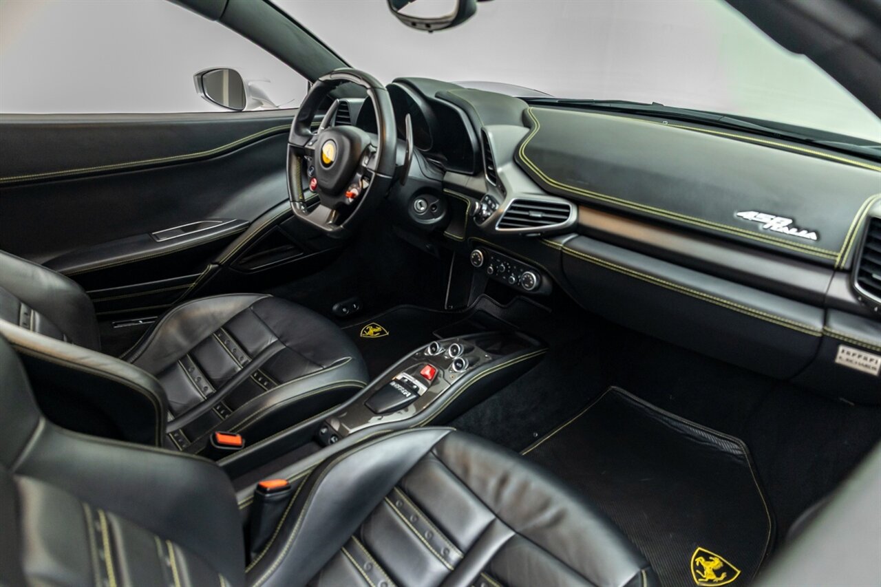 2010 Ferrari 458 Italia Coupe RWD   - Photo 48 - Springfield, MO 65802